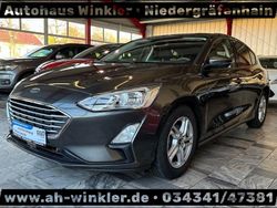 Grau Gebraucht 2018 Ford Focus Cool & Connect Limousine | 12.999 € (Guter Preis)