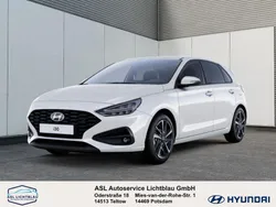 Atlas white Gebraucht 2024 Hyundai i30 Advantage Limousine | 25.800 € (Etwas zu teuer)