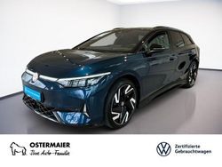 Aquamarinblau metallic Gebraucht 2025 VW ID.7 GTX Kombi | 49.885 € (Guter Preis)