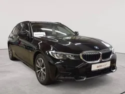 Schwarz uni Gebraucht 2022 BMW 320e Sport Line Kombi | 22.490 € (Guter Preis)