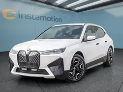 Weiß Gebraucht 2023 BMW iX SUV | 50.949 € (Guter Preis)