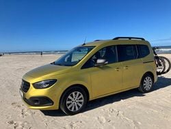 Gelb Gebraucht 2022 Mercedes Citan 110 Kombi | 20.900 € (Fairer Preis)