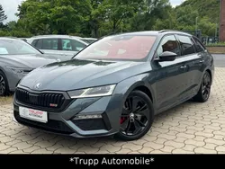 Grau Gebraucht 2021 Skoda Octavia RS Kombi | 29.500 € (Fairer Preis)