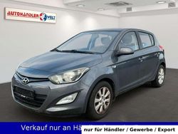 Grau Gebraucht 2014 Hyundai i20 Classic Limousine | 7.499 € (Fairer Preis)