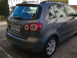 Grau Gebraucht 2010 VW Golf Plus Comfortline Van / Kleinbus | 3.950 € (Guter Preis)