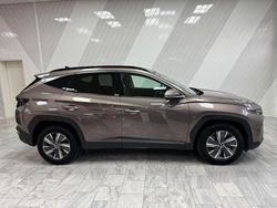Grau Gebraucht 2020 Hyundai Tucson Trend SUV | 22.950 € (Fairer Preis)