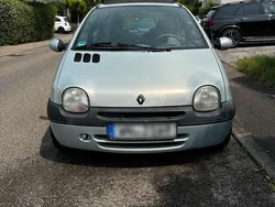 Silber Gebraucht 2003 Renault Twingo Kleinwagen | 399 €