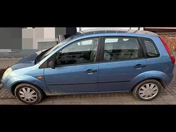 Blau Gebraucht 2002 Ford Fiesta Kleinwagen | 300 € (Superpreis)