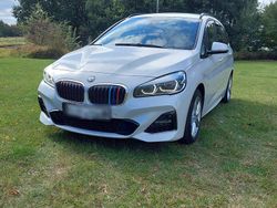 Weiß Gebraucht 2019 BMW 218 Gran Tourer M Sport Van / Kleinbus | 18.000 € (Fairer Preis)