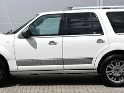 Weiß Gebraucht 2009 Lincoln Navigator SUV | 24.000 €