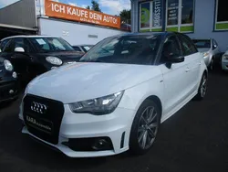 Weiß Gebraucht 2013 Audi A1 Sportback S-Line Kleinwagen | 9.750 € (Etwas zu teuer)