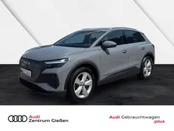 Grau Gebraucht 2021 Audi Q4 e-tron Basis SUV | 25.930 €