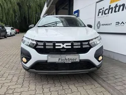 Arktisweiß Gebraucht 2023 Dacia Jogger Extreme Van / Kleinbus | 19.990 € (Fairer Preis)
