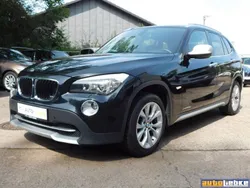 Black sapphire (metallic) Gebraucht 2011 BMW X1 Sport Line SUV | 10.790 € (Teuer)