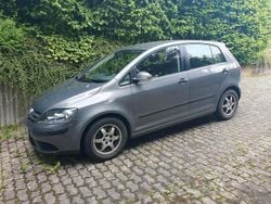 Grau Gebraucht 2005 VW Golf Plus Cross Van / Kleinbus | 2.300 € (Superpreis)