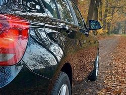 Schwarz Gebraucht 2014 BMW 114 Comfort Edition Kleinwagen | 7.900 € (Fairer Preis)