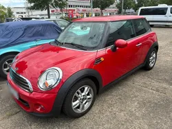 Rot Gebraucht 2011 Mini Cooper Kleinwagen | 5.500 €