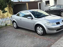 Silber Gebraucht 2005 Renault Mégane Cabriolet Authentique Cabrio | 1.650 € (Guter Preis)