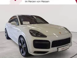 Carraraweißmetallic Gebraucht 2022 Porsche Cayenne Turbo S SUV | 121.790 € (Guter Preis)