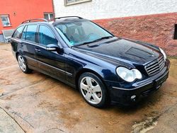Schwarz Gebraucht 2005 Mercedes C200 Kombi | 5.799 € (Teuer)