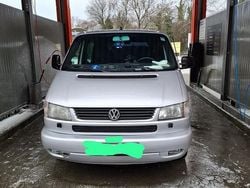Grau Gebraucht 2002 VW Caravelle Van / Kleinbus | 14.000 €