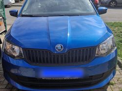 Blau Gebraucht 2017 Skoda Fabia Kleinwagen | 4.800 € (Guter Preis)