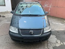 Grau Gebraucht 2006 VW Sharan Van / Kleinbus | 2.300 € (Fairer Preis)