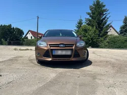 Braun Gebraucht 2013 Ford Focus S Kombi | 4.500 € (Superpreis)