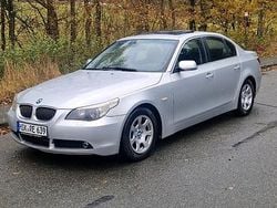 Grau Gebraucht 2007 BMW 525 Limousine | 4.500 €