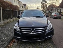 Schwarz Gebraucht 2012 Mercedes R350 Van / Kleinbus | 13.600 € (Fairer Preis)