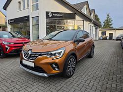 Orange Gebraucht 2022 Renault Captur Initiale Paris SUV | 20.490 € (Fairer Preis)