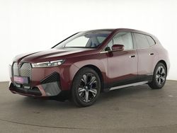 Aventurinrot iii Gebraucht 2023 BMW iX Sport Line SUV | 47.949 € (Fairer Preis)