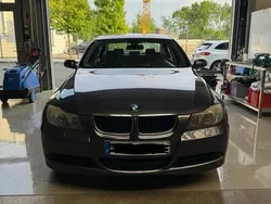 Grau Gebraucht 2006 BMW 318 Limousine | 1.200 €