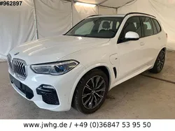 Weiß Gebraucht 2021 BMW X5 M Sport SUV | 47.450 € (Guter Preis)