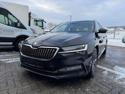 Schwarz Gebraucht 2021 Skoda Superb LAURIN & KLEMENT Kombi | 18.800 € (Fairer Preis)