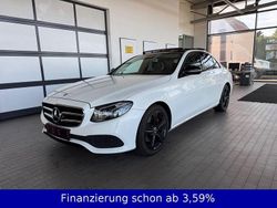 Weiß Gebraucht 2017 Mercedes E220 Night Limousine | 21.999 € (Fairer Preis)