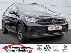 Deep black perleffekt Gebraucht 2024 VW Taigo Goal SUV | 24.914 € (Etwas zu teuer)