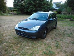 Schwarz Gebraucht 2003 Ford Focus Zetec Kombi | 1.200 € (Fairer Preis)