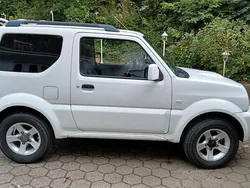 Weiß Gebraucht 2017 Suzuki Jimny Comfort SUV | 19.000 € (Fairer Preis)