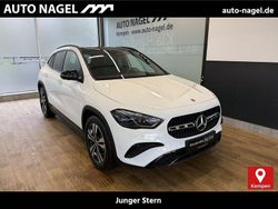 Polarweiß Gebraucht 2024 Mercedes GLA220 Progressive SUV | 42.659 € (Fairer Preis)