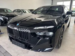 Grau Gebraucht 2023 BMW 740 Performance Limousine | 102.900 € (Fairer Preis)