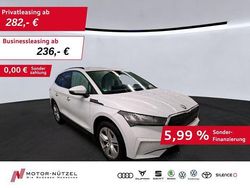 Weiß Gebraucht 2023 Skoda Enyaq iV Loft SUV | 26.430 € (Fairer Preis)