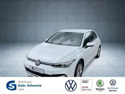 Weiß Gebraucht 2022 VW Golf VIII Life Limousine | 19.490 € (Fairer Preis)