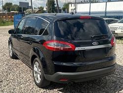 Schwarz Gebraucht 2012 Ford S-MAX S Van / Kleinbus | 11.000 € (Teuer)