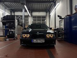 Grün Gebraucht 2000 BMW 523 M Sport Limousine | 6.500 €