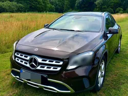 Braun Gebraucht 2017 Mercedes GLA220 SUV | 23.000 € (Fairer Preis)