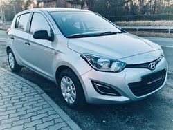 Silber Gebraucht 2014 Hyundai i20 Edition Kleinwagen | 4.500 € (Fairer Preis)