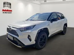 Weiss Gebraucht 2019 Toyota RAV4 Hybrid Style SUV | 31.995 € (Fairer Preis)