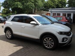 Weiß Gebraucht 2023 VW T-Roc Style SUV | 26.500 € (Fairer Preis)