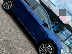 Blau Gebraucht 2018 VW Golf VII Join Limousine | 14.500 € (Guter Preis)